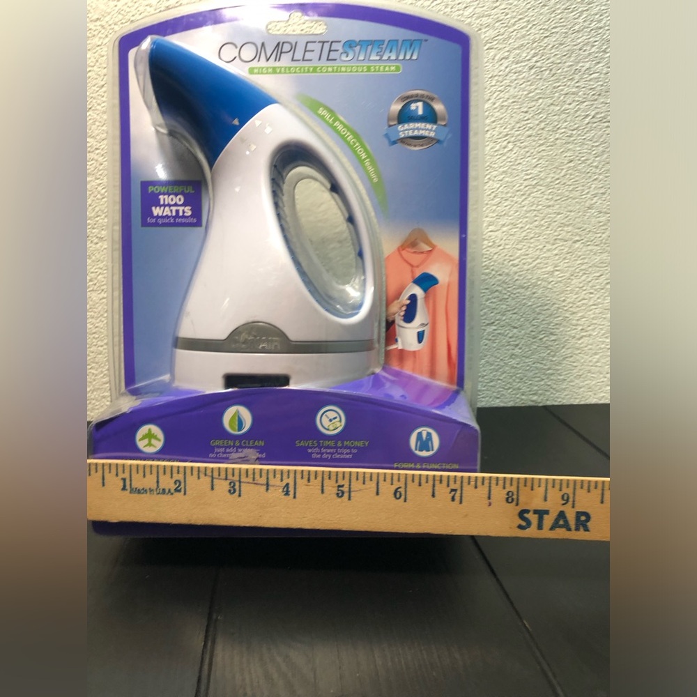 Conair CompleteSteam Travel Fabric Steamer in White and Blue - Picture 5 of 5